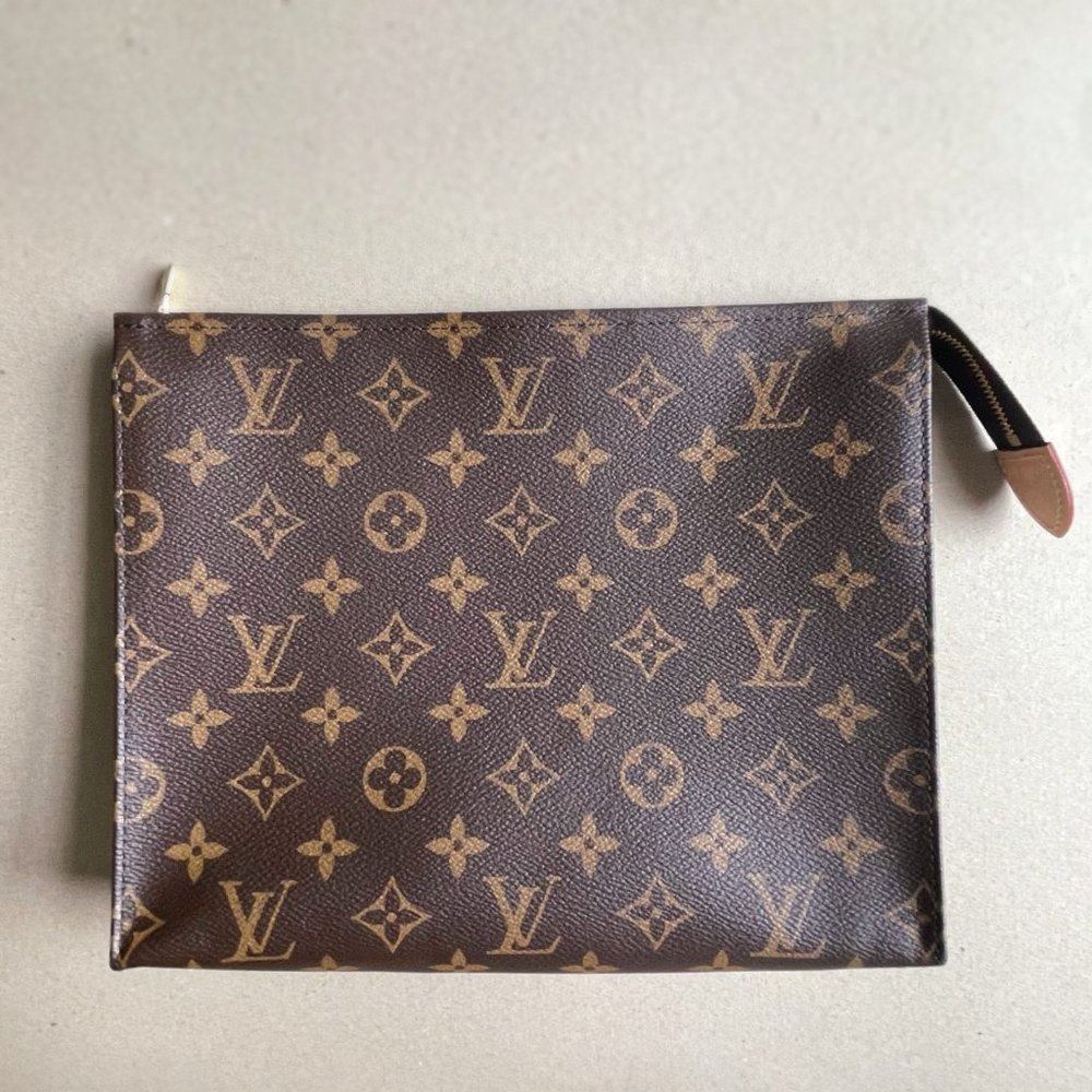 Louis Vuitton Monogram Toiletry Pouch 26